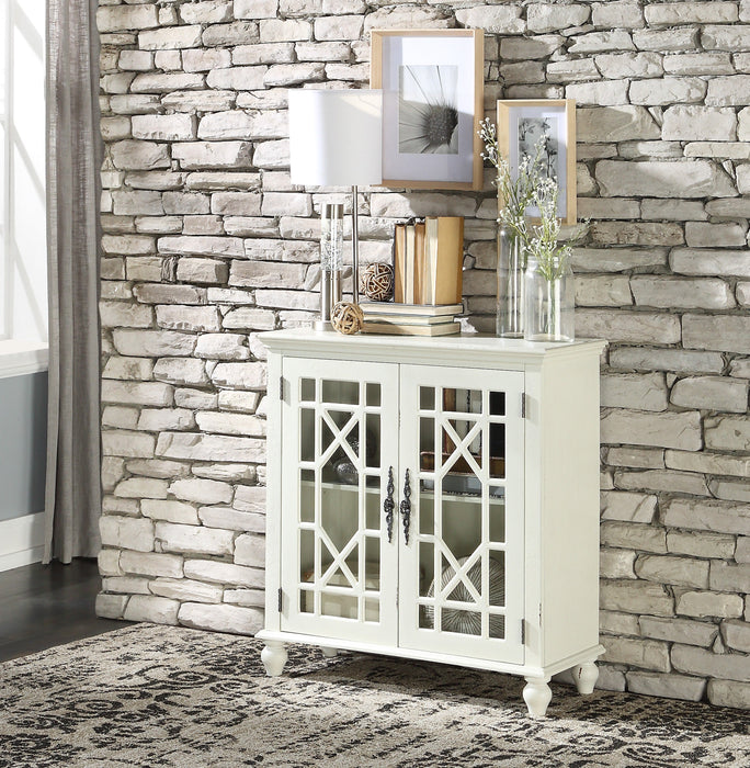 Eliza Antique White Accent Chest