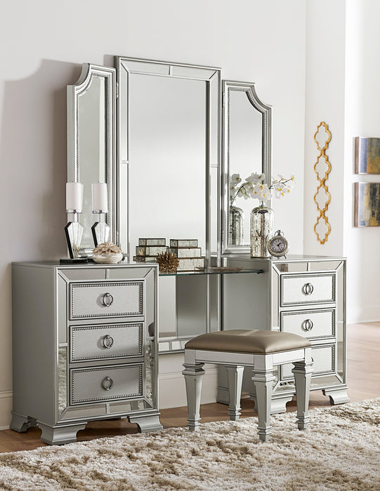 Avondale Silver Vanity Set