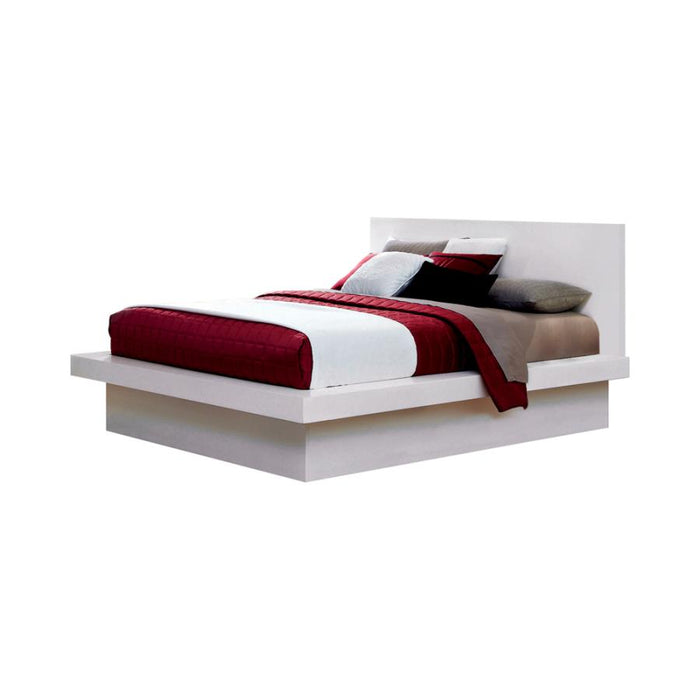 Jessica Eastern King Platform Bed With Rail Seating White