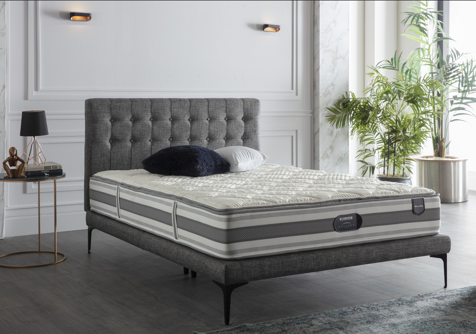 Bell Basic Gray Stratton King Foundation & Headboard