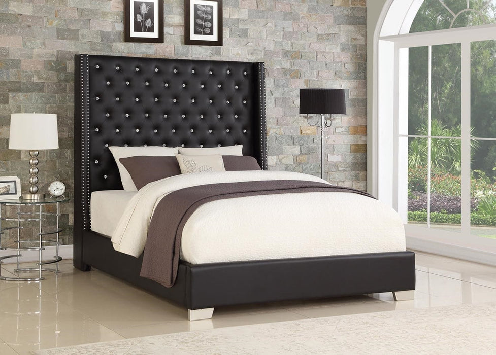 Diamond Tufted Black 6 FT King Bed