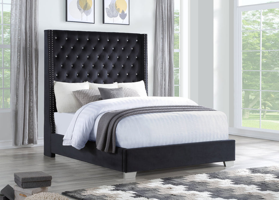 Diamond Tufted Velvet Black 6 FT Queen Bed