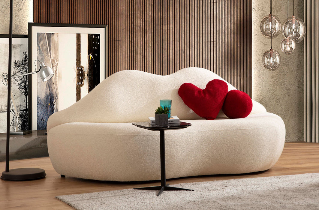 Lips Ivory Boucle Settee